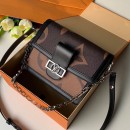 Louis Vuitton Dauphine MM Metis Messenger Bag in Monogram Canvas M44391 Coffee 2019 (KD-9032202 )